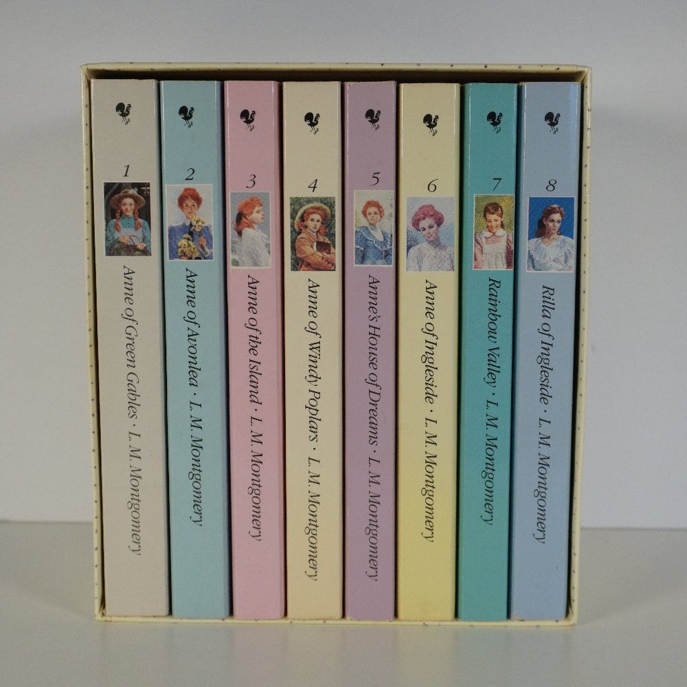 EUC Complete Boxed Set of Anne of Green Gables by LM Montgomery Books 1-8 1995